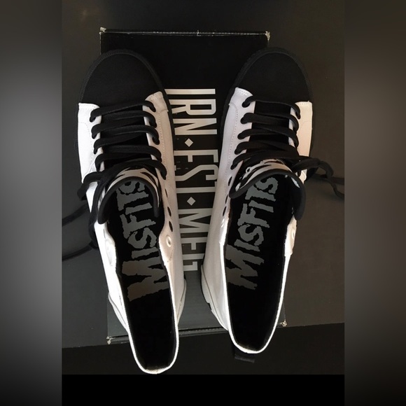 Iron Fist White Misfits High-Tops - Picture 2 of 10